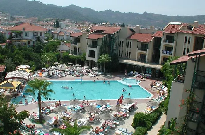 Ξενοδοχείο με διαμερίσματα Club Turquoise Μαρμαρίς