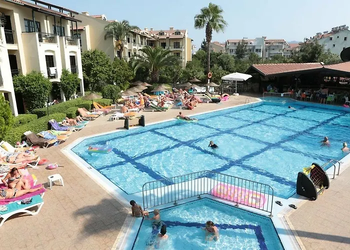 Ξενοδοχείο με διαμερίσματα Club Turquoise