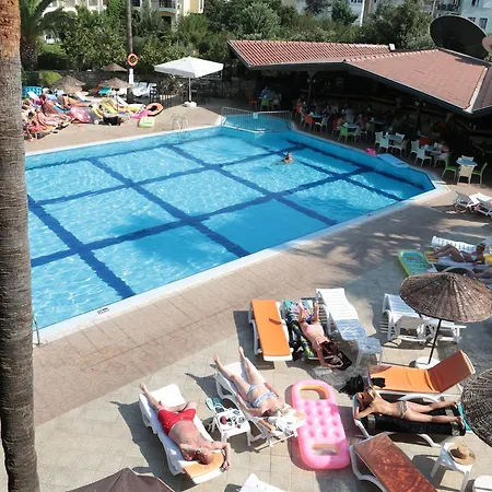 Apart Otel Club Turquoise 4*