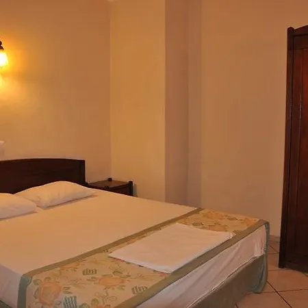 Club Turquoise 4* مرمريس