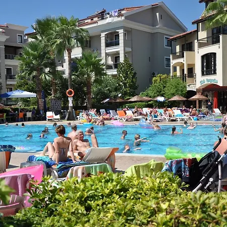 Club Turquoise شقة فندقية