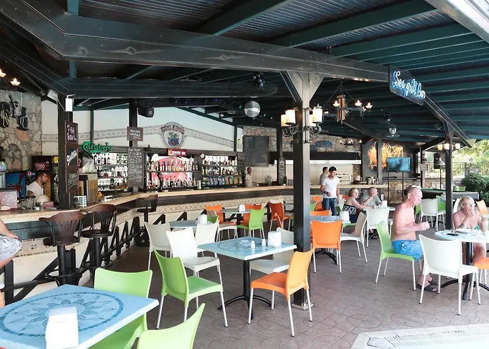 Club Turquoise 4* מרמריס