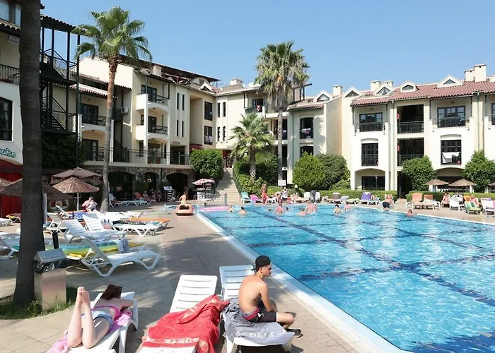 Apartmanhotel Club Turquoise 4*