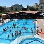 Aparthotel Club Turquoise 4*