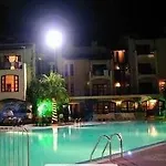 Apart Otel Club Turquoise 4*