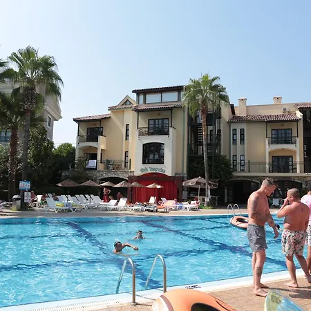 Club Turquoise Aparthotel 4*